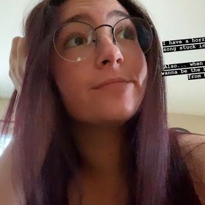 Meet your Posher, Noelle